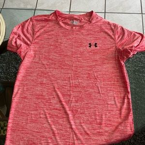 Under armour loose coupe lache in red
